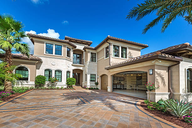 Best Professional Driveway Pavers  in North Utica, IL